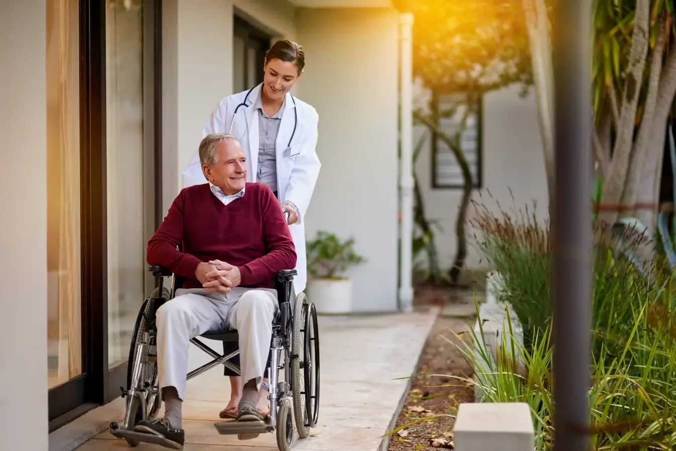 caregiver-providing-personal-care-to-elderly-woman-ballagh-care